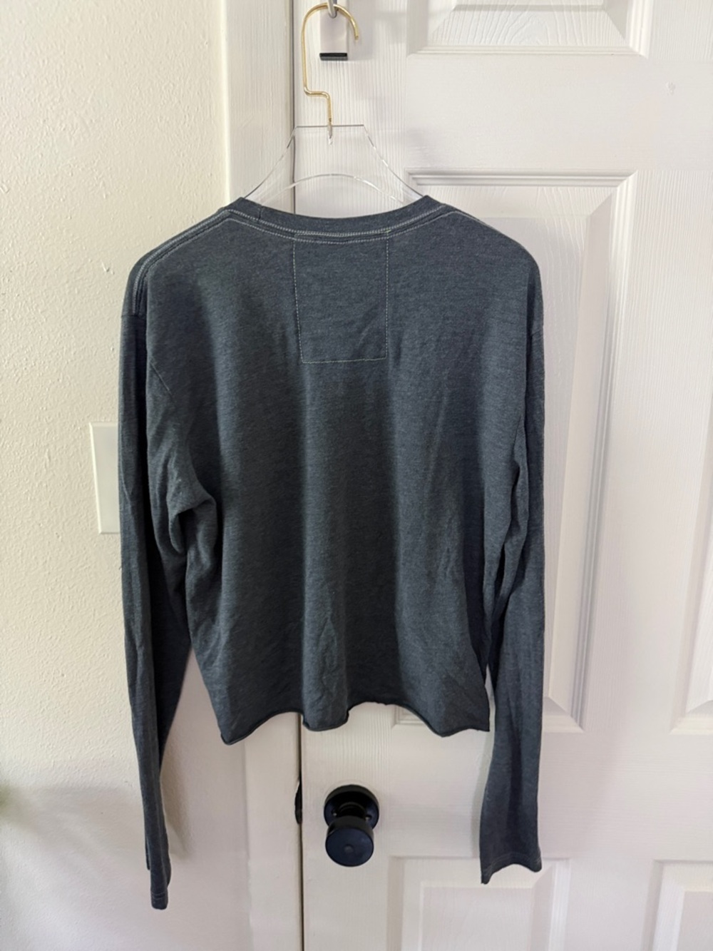 AVIATOR NATION Women's Heart Print Long Sleeve Boyfriend Tee, Charcoal, Medium - Picture 5 of 5